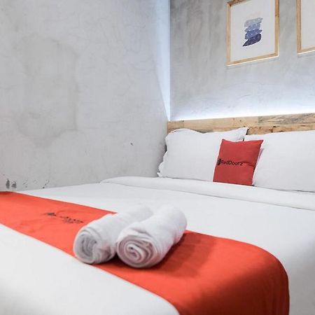 Reddoorz @ Sekip Medan Hotel Ngoại thất bức ảnh