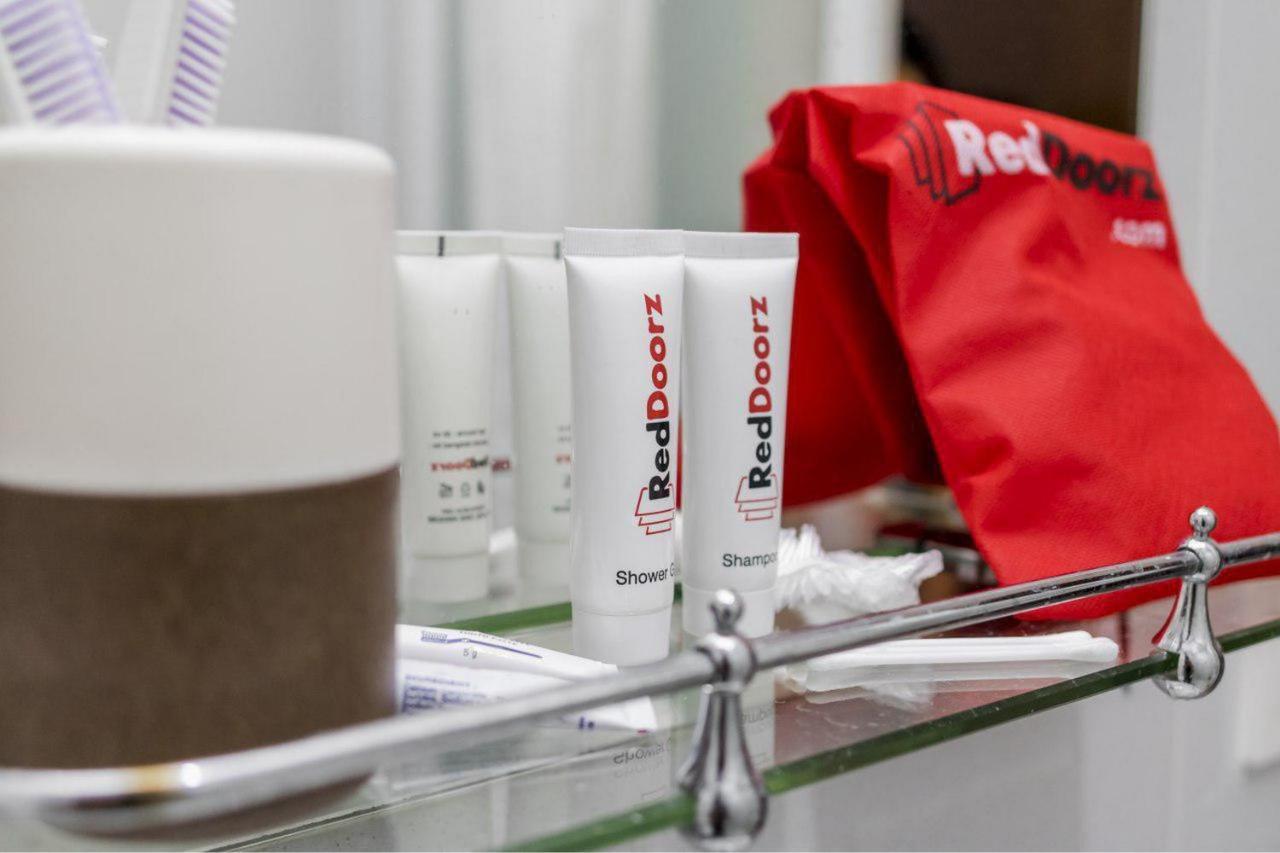 Reddoorz @ Sekip Medan Hotel Ngoại thất bức ảnh