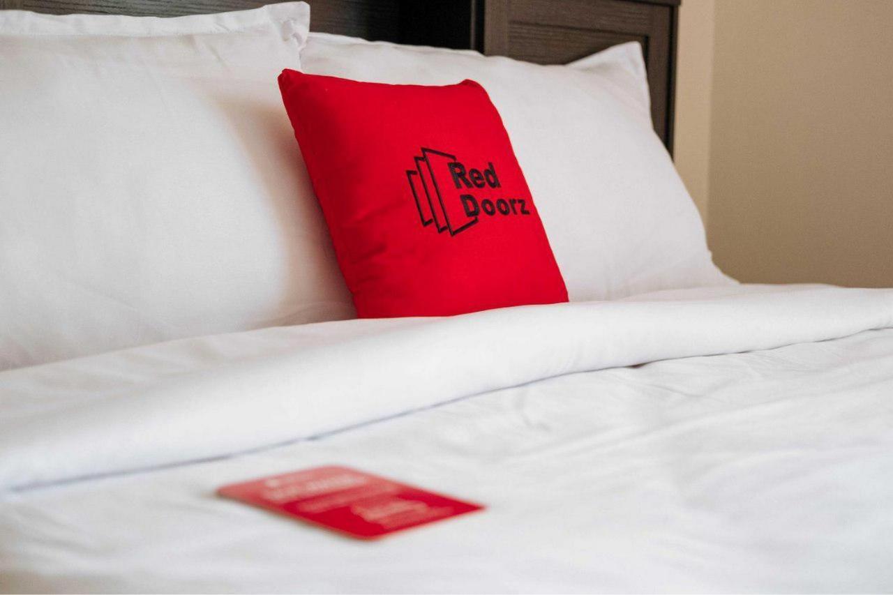 Reddoorz @ Sekip Medan Hotel Ngoại thất bức ảnh