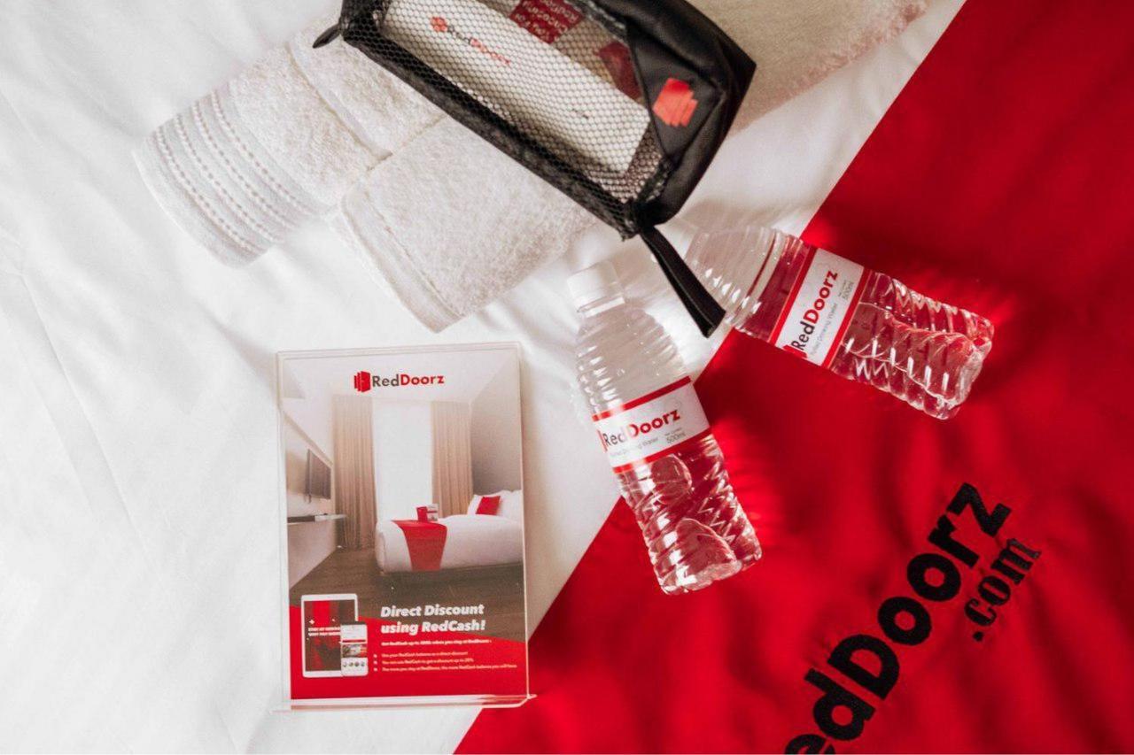 Reddoorz @ Sekip Medan Hotel Ngoại thất bức ảnh