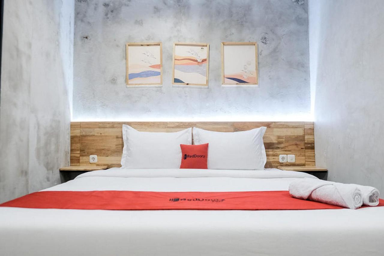 Reddoorz @ Sekip Medan Hotel Ngoại thất bức ảnh