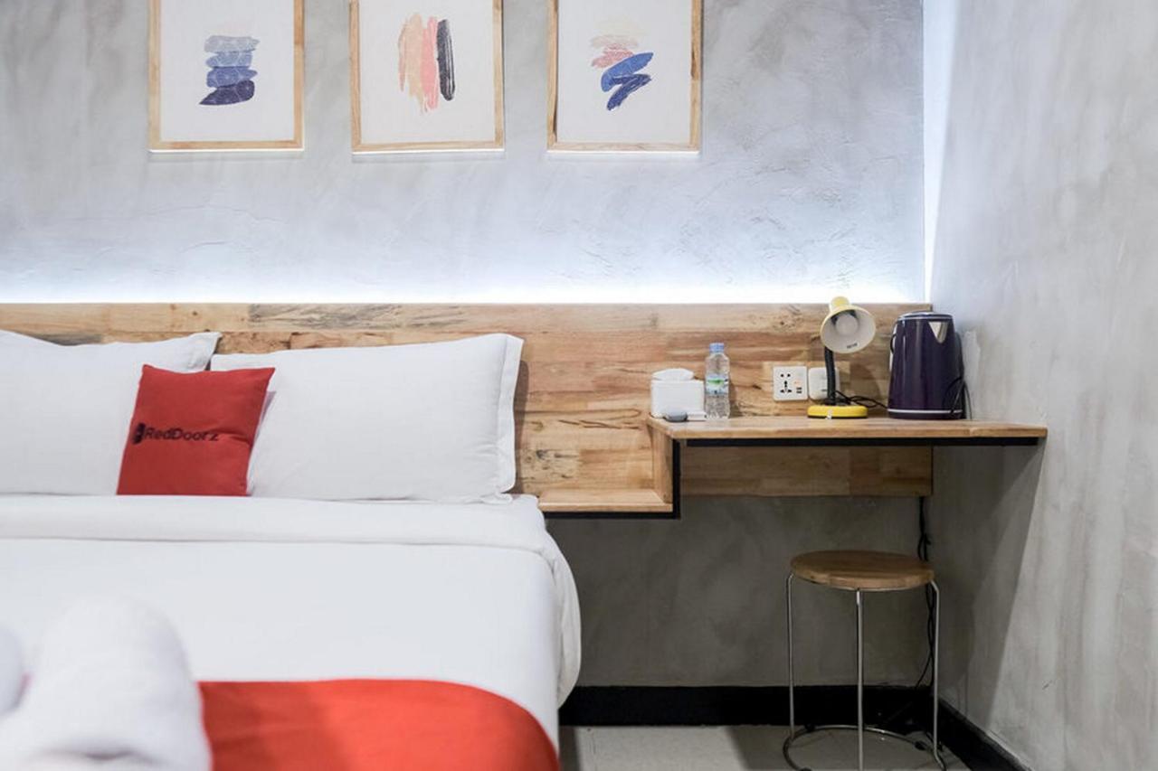 Reddoorz @ Sekip Medan Hotel Ngoại thất bức ảnh